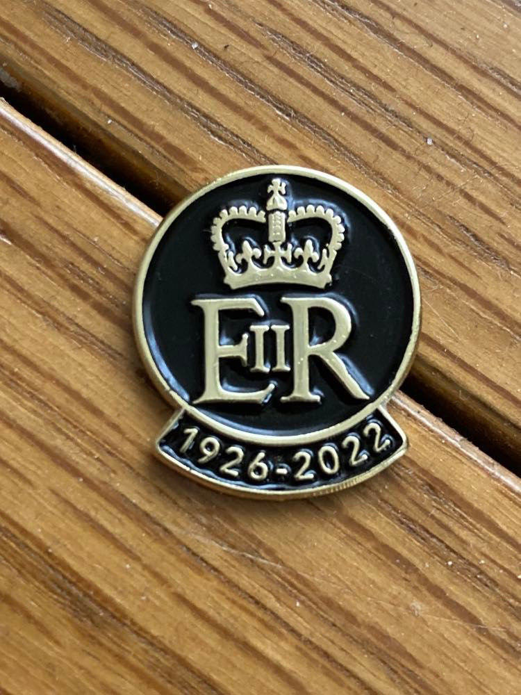 Queen Elizabeth II Commemorative Pin Badge