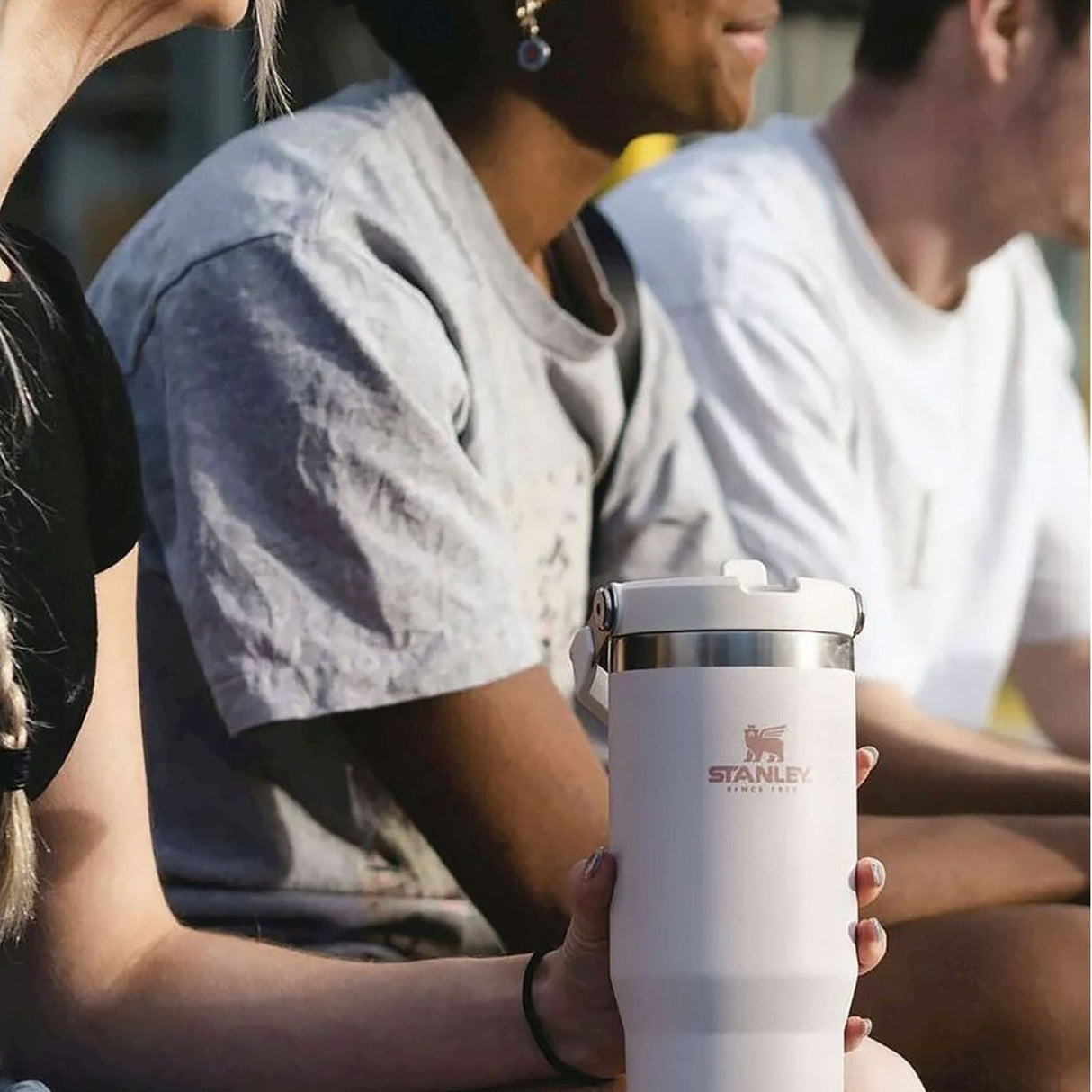 IceFlow Flip Straw Tumbler 0.89L