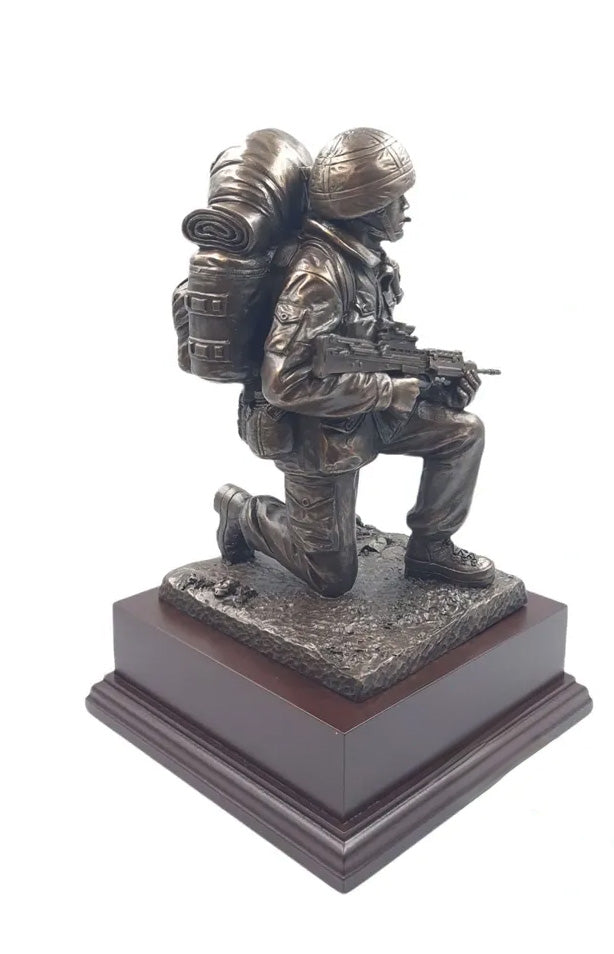 British Forces Kneeling Soldier Figurine