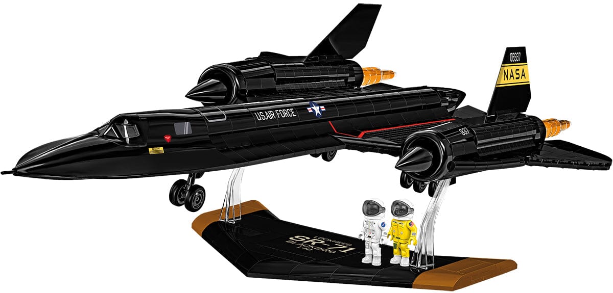 Executive Edition Lockheed SR-71 Blackbird brick aircraft model