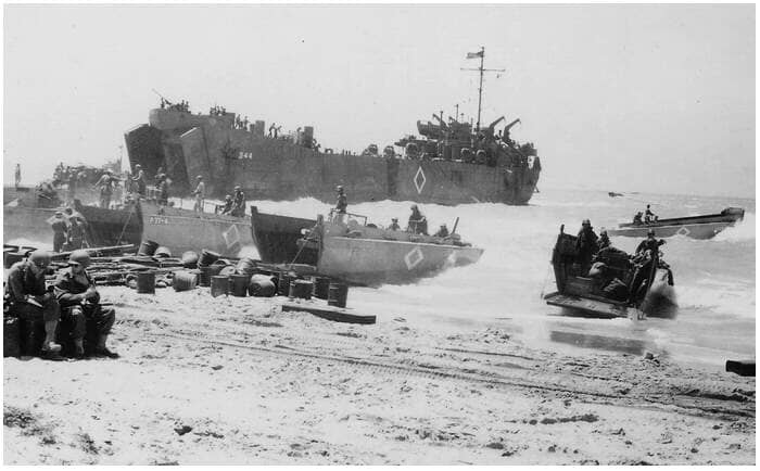 LCVP Higgins Boat brick model