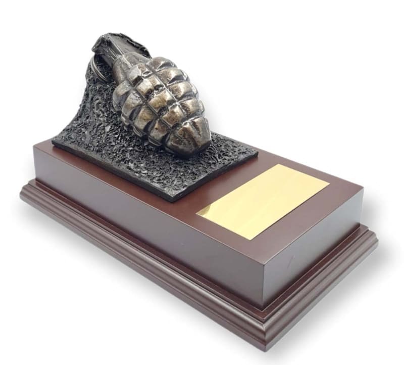 PINEAPPLE TYPE MKII FRAGMENTATION GRENADE PRESENTATION