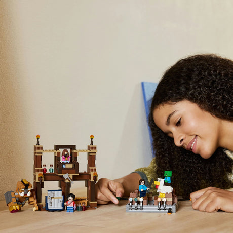 Lego Minecraft Movie 21272 Woodland Mansion Fighting Ring for Ages 10+