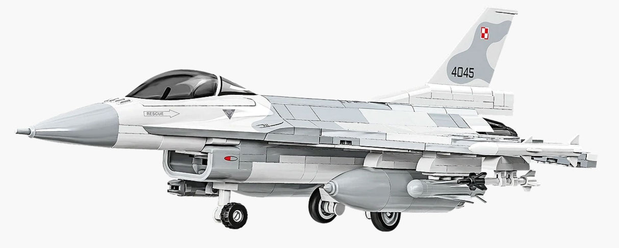 F-16C Fighting Falcon (Polish Version) brick plane model - COBI 5910 - 460 bricks