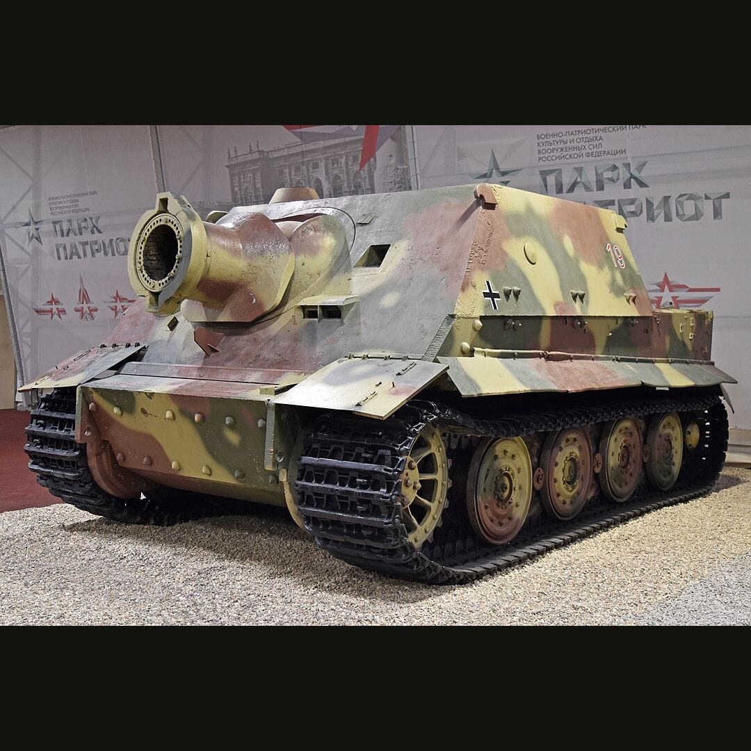 Sturmmorser Tiger "Sturmtiger" brick tank model