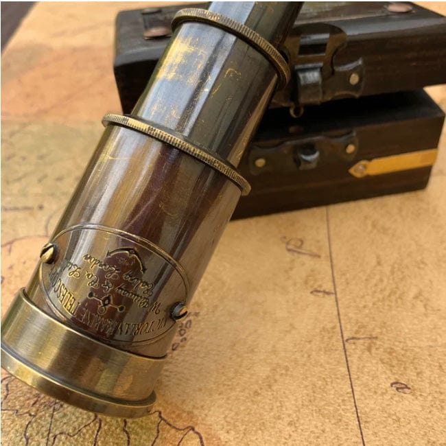 ANTIQUE MODEL VICTORIAN MARINE TELESCOPE WITH WOODEN BOX