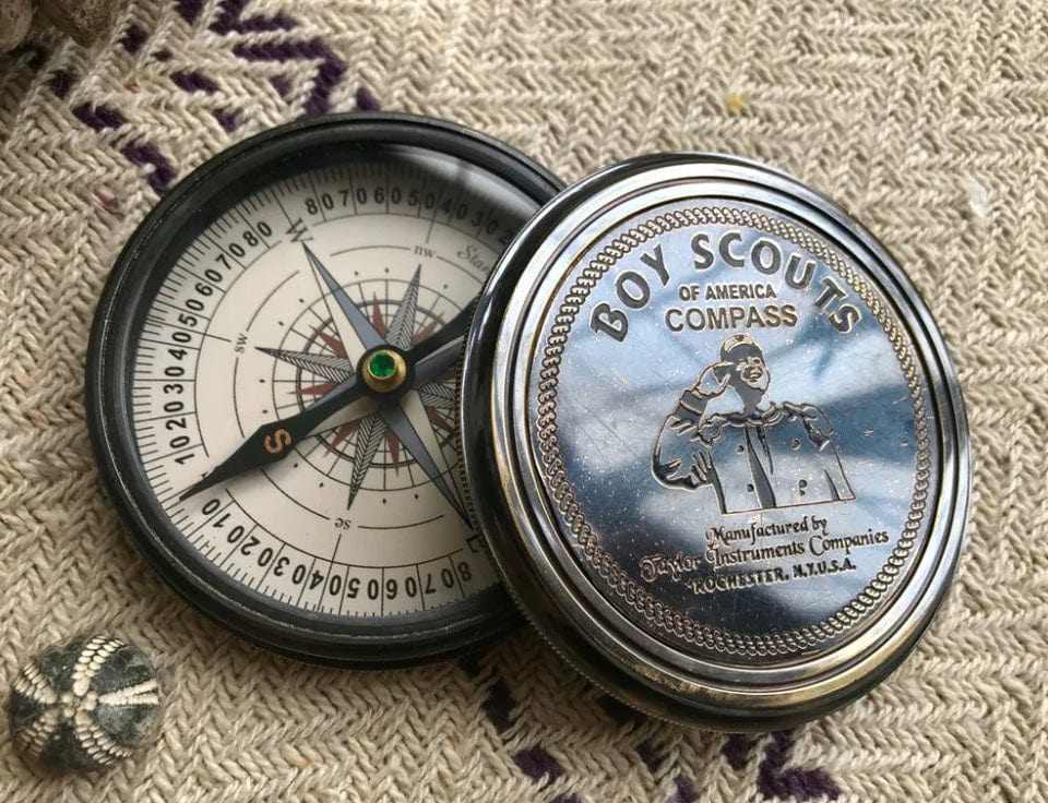 BOY SCOUTS VINTAGE COMPASS