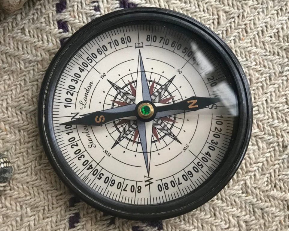 BOY SCOUTS VINTAGE COMPASS